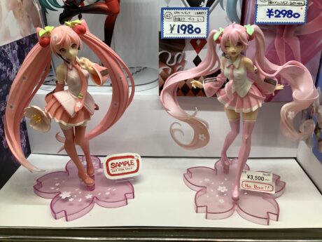お値下げ！アニメ フィギュア コレクション まとめ売り 11点セット FIGURES | 東京秋葉原レンタルショーケース アストップ AKIBA